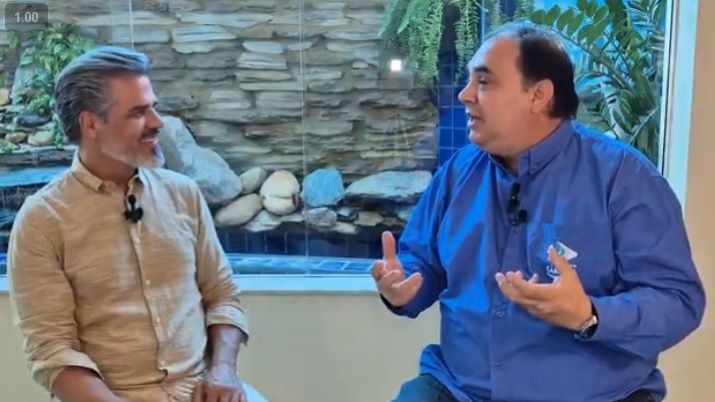 “Antes de ser padre, ser humano”: Padre Fábio Marsaro relembra trajetória no programa Acervo Catanduva