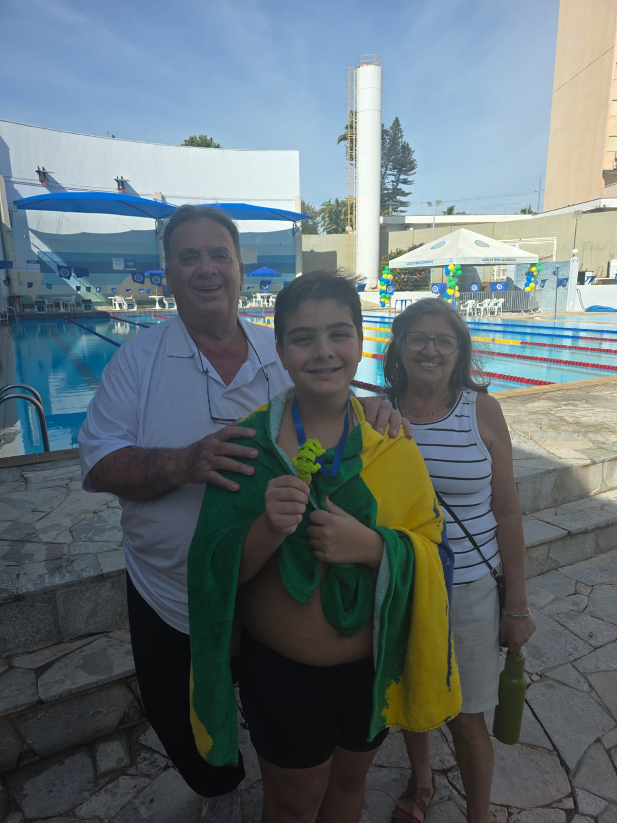 Câmara de Catanduva homenageia jovem nadador Túlio Gussoni Cerose e destaca legado esportivo familiar nas piscinas catanduvenses 