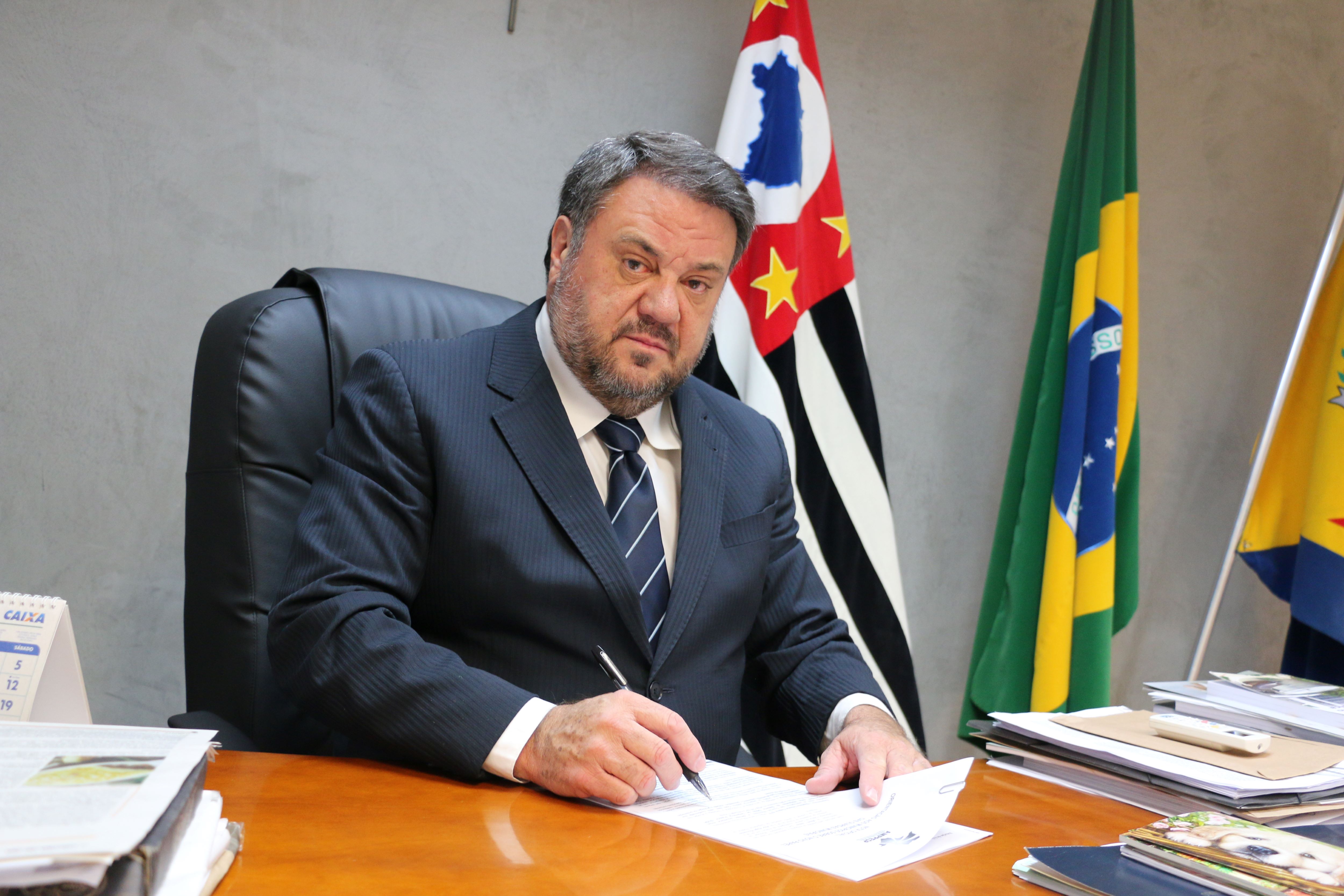De autoria do vereador Marcos Crippa, lei institui Programa Municipal de Valorização do Voluntariado em Catanduva
