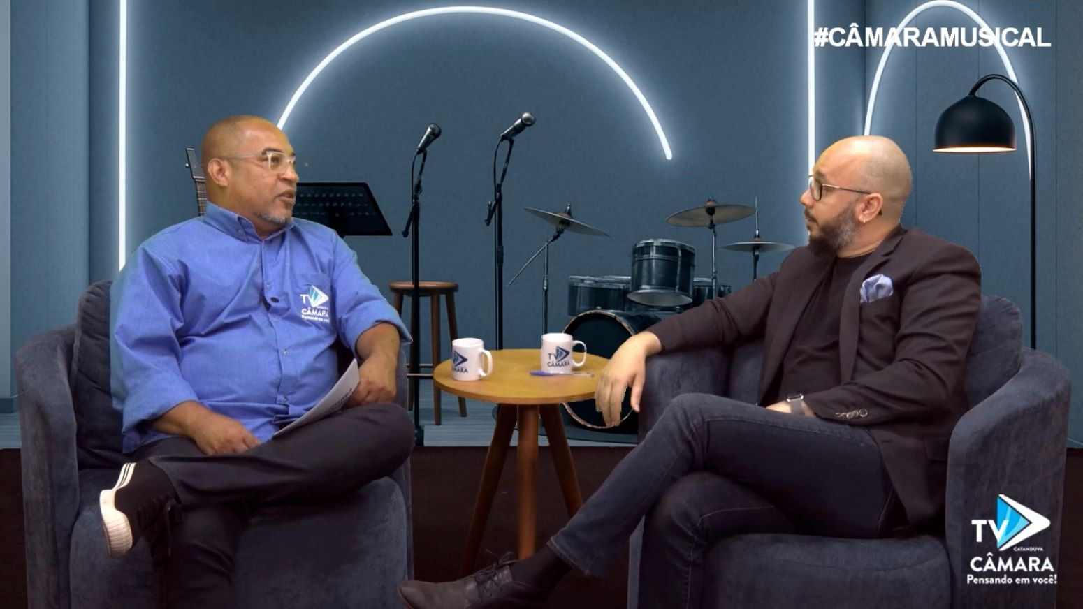 Filho de sanfoneiro, Elton Ricardo conta sua trajetória artística em entrevista ao Câmara Musical