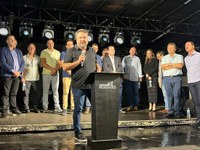 Vereadores Marcos Crippa e Bellê participam da abertura da 1ª Feira Turística do Interior em Catanduva